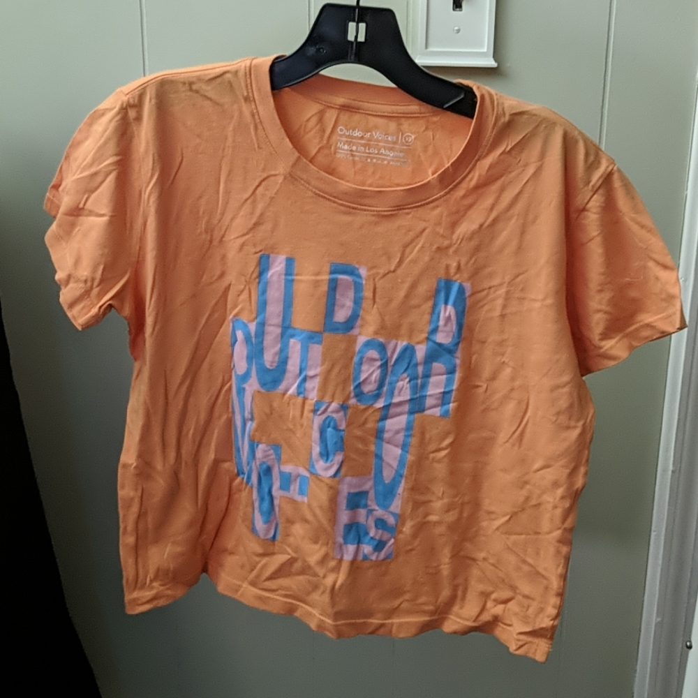 Outdoor voices top